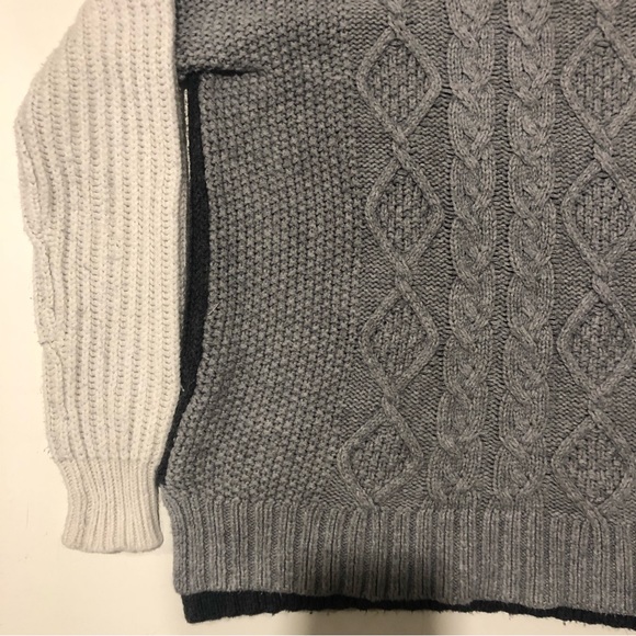 Vince Camuto Pullover Sweater Womens size XS Grey and White - Picture 2 of 10